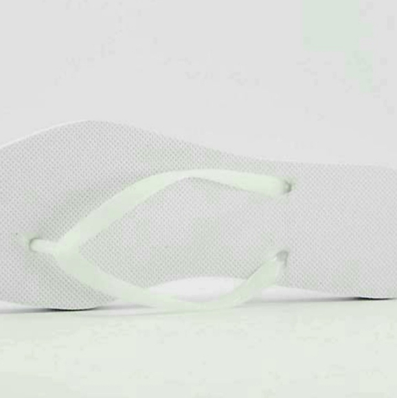 NWT Truffle Collection flip flops. - Picture 2 of 6